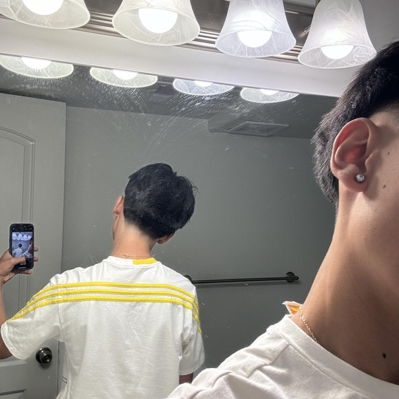 Meet your Posher, Daniel - Picture 1 of 1